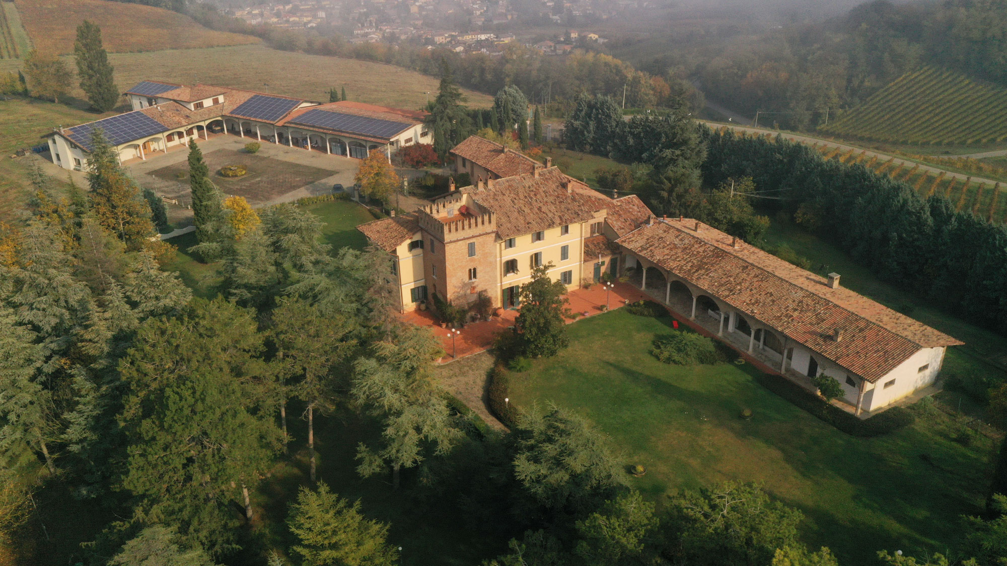 Header_1_Tenuta_San_GiorgiozuJe29lcwI1Nv