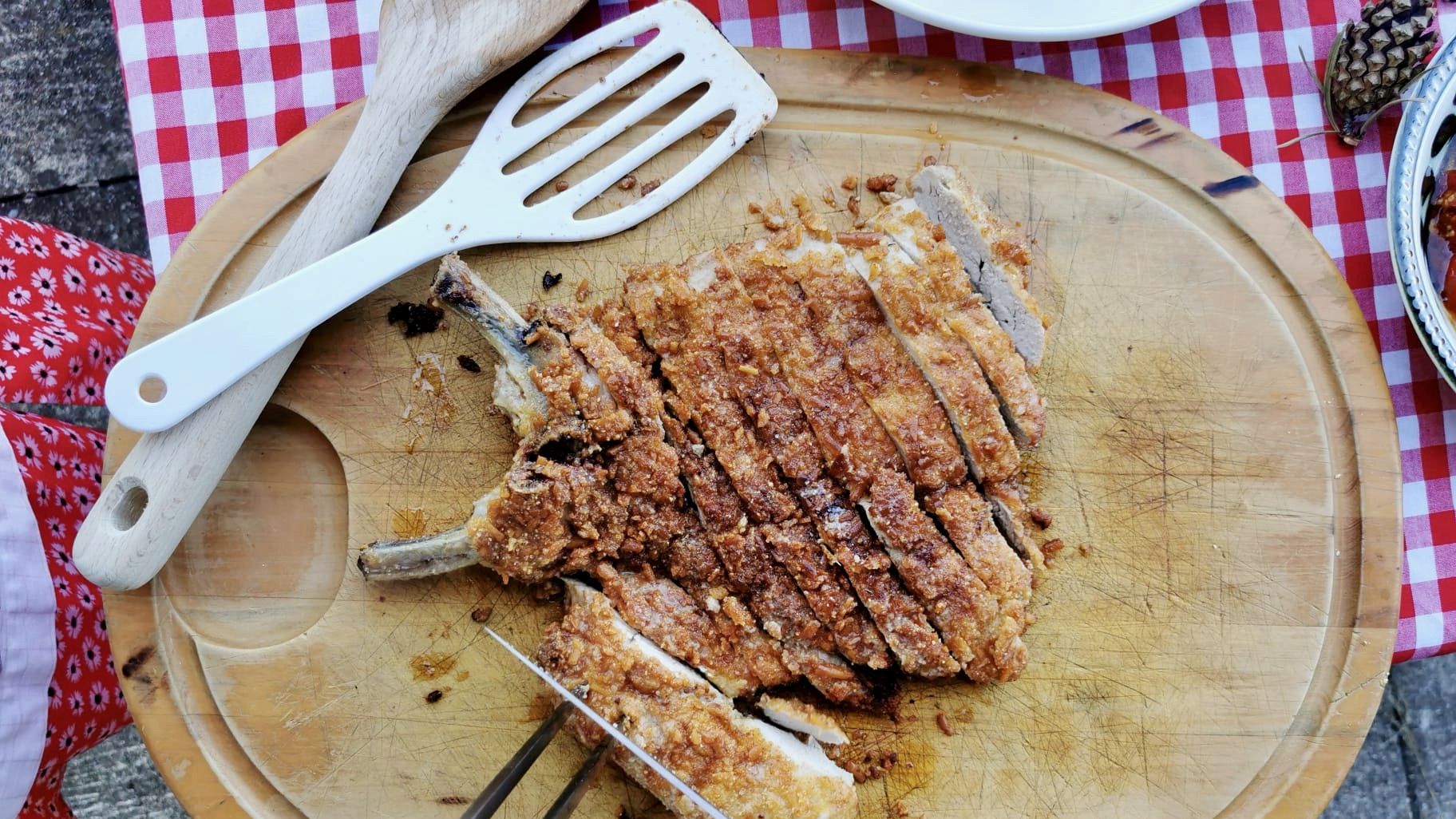 Vivis Doppeltes Kalbskotelett nach Mailänder Art Vivis Doppeltes Kalbskotelett nach Mailänder Art